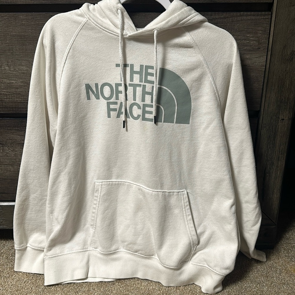 NORTH FACE SWEATSHIRT